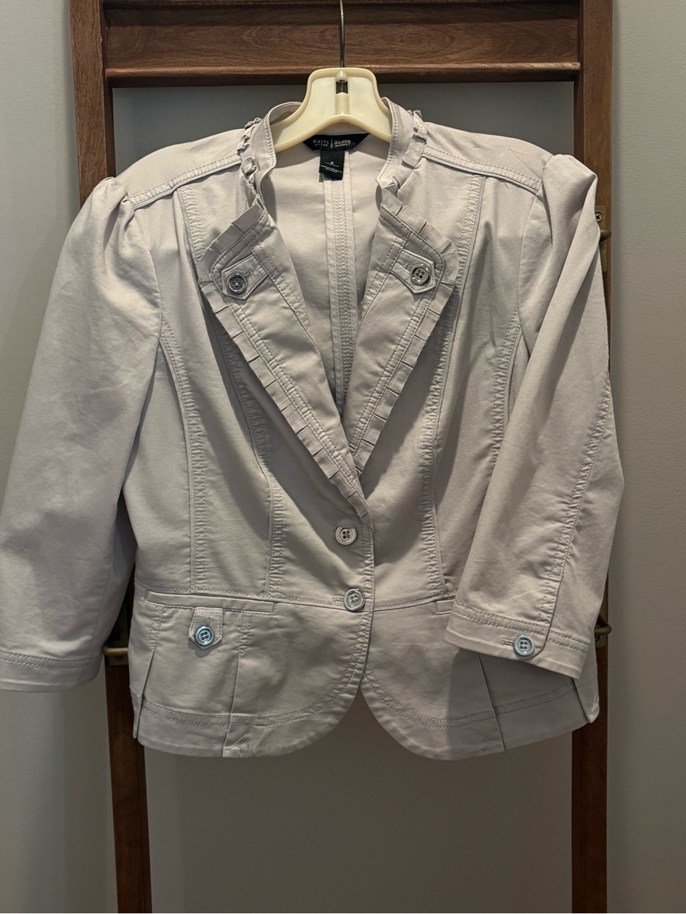 Vince Camuto Light Gray Ruffle-Trim Cotton-Blend Blazer